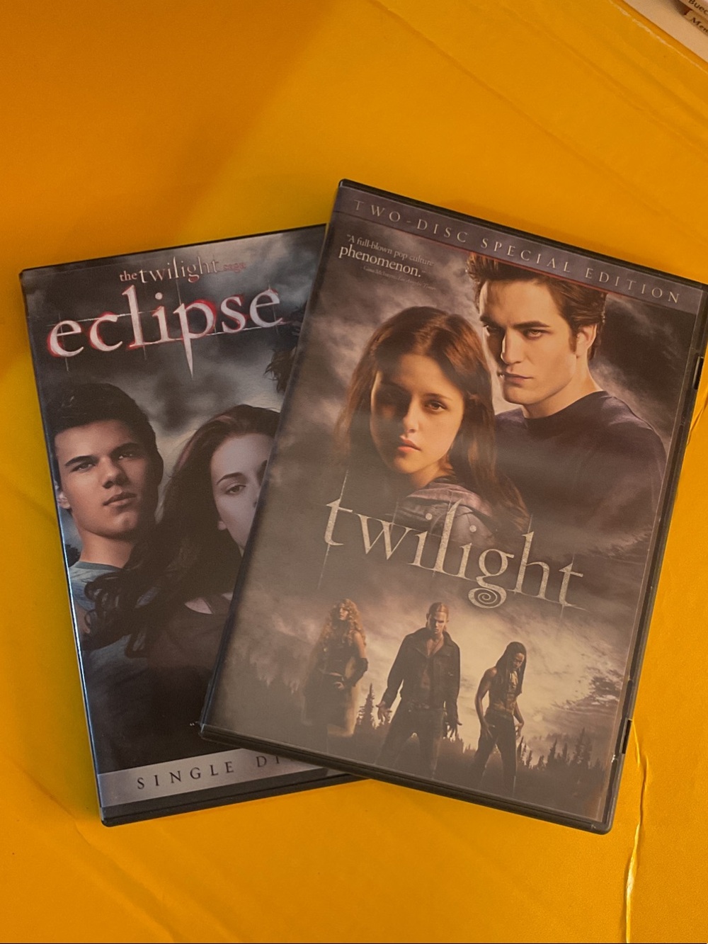 Twilight Saga: Twilight & Eclipse DVD Movie Set
